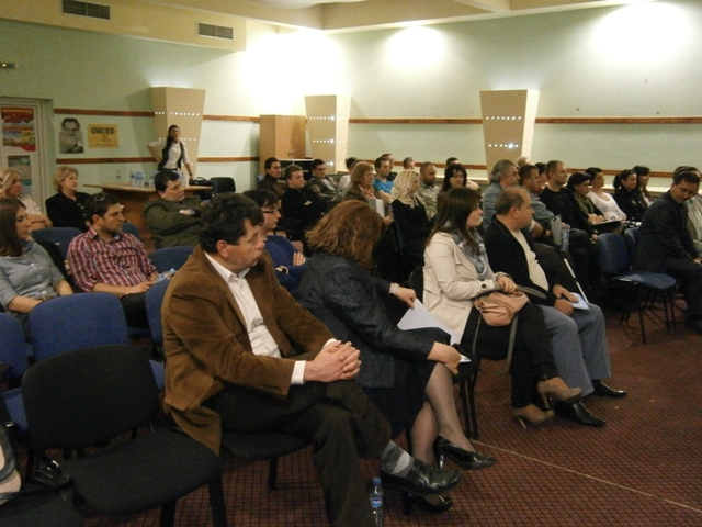 2012-04-26-Akademija_za_gradjane